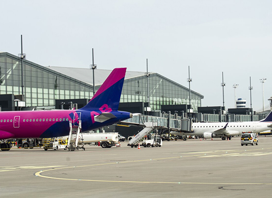 波蘭格但斯克 機場(chǎng)停機坪照明現代化